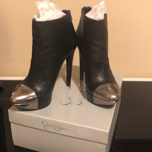 jessica simpson silver booties